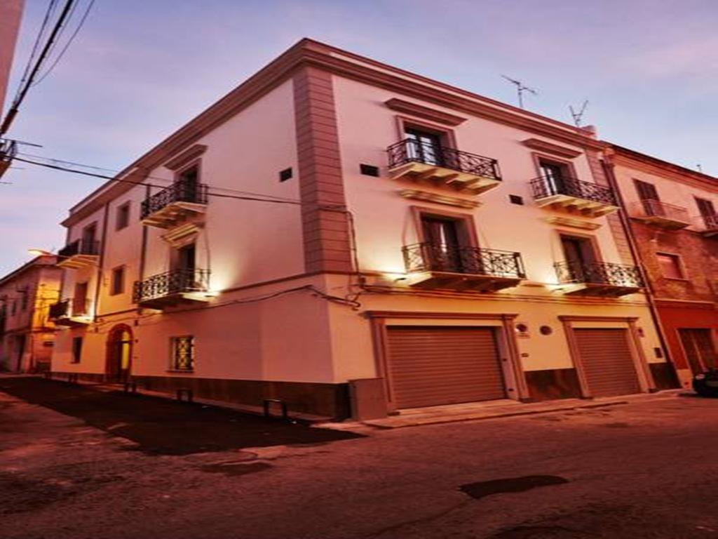 Il Vecchio Marsala Bed & Breakfast ภายนอก รูปภาพ